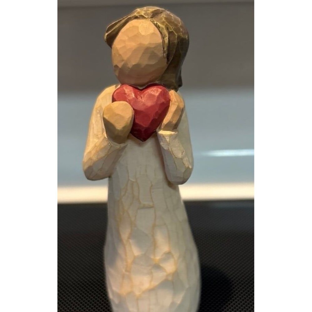 Willow Tree Angel of Heart
